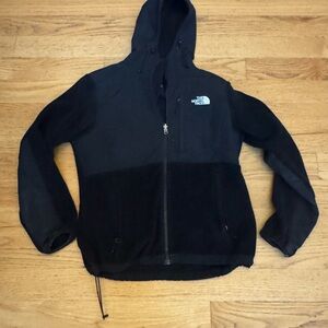 The North Face Women's Black Performance Jacket